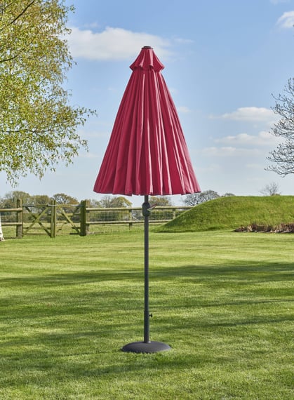Garden Must Haves Geisha 2.7m Garden Parasol in Fuchsia