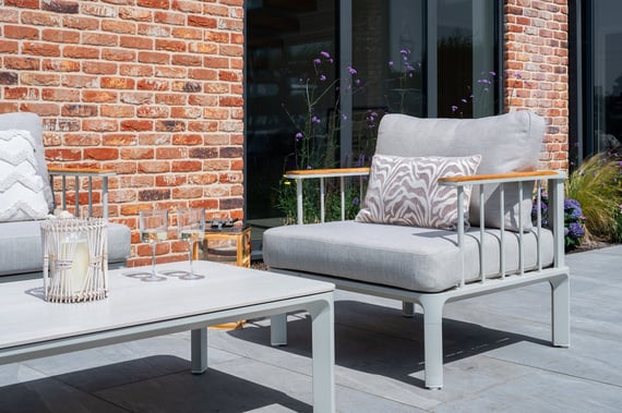 Taunton 2 Seater Bar Lounge Set Lifestyle 02
