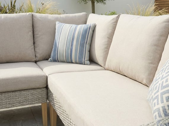 Norfolk Collection Yalden Corner Set Lifestyle E
