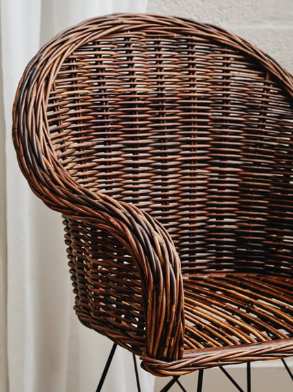 Manado Natural Croco Rattan Chair Lifestyle 02