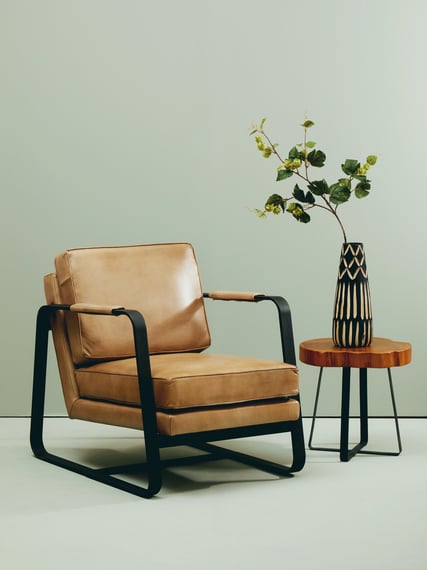 Manado Side Table Lifestyle 01