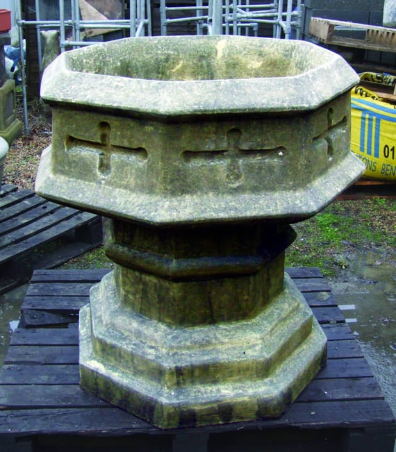 Grand Gothic Stone Garden Reservoir