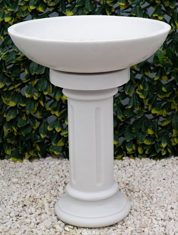 Round Stone Birdbath in White