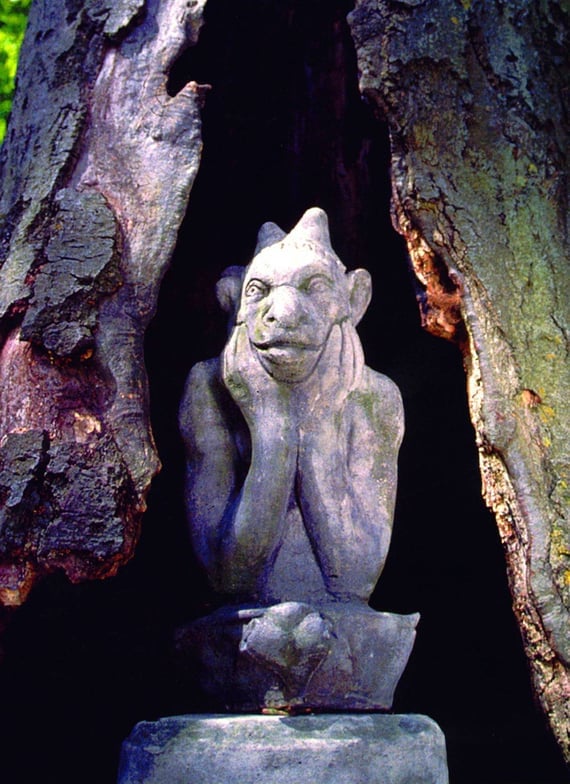 Notre Dame Gargoyle Garden Statue