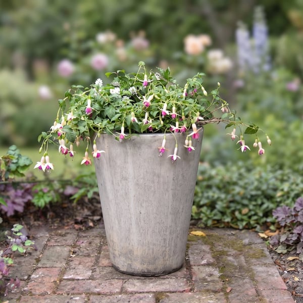Large Long Tom Stone Garden Pot with matching pot feet