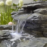 Peaks Falls Contained Water Feature