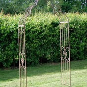 Rusty Vintage Antiqued-Metal Garden Arch