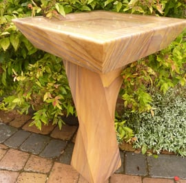 Rainbow Square Top Bird Bath with Twisted Column