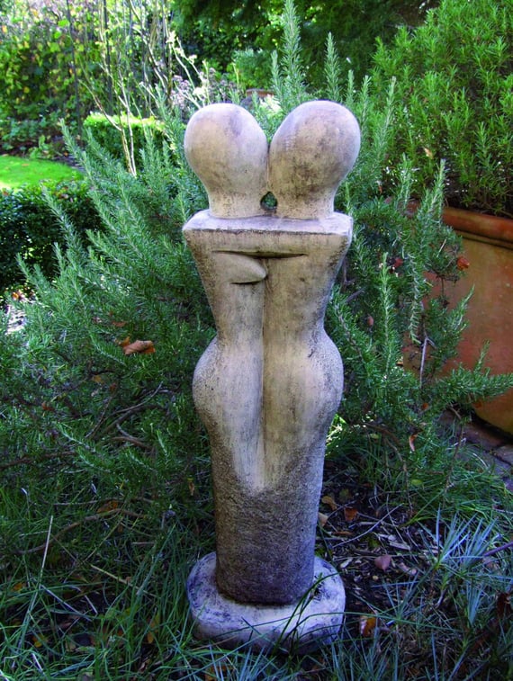 Modern garden statues discount