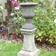 Keymer Plinth in-Stone C1709 with Vienna Vase