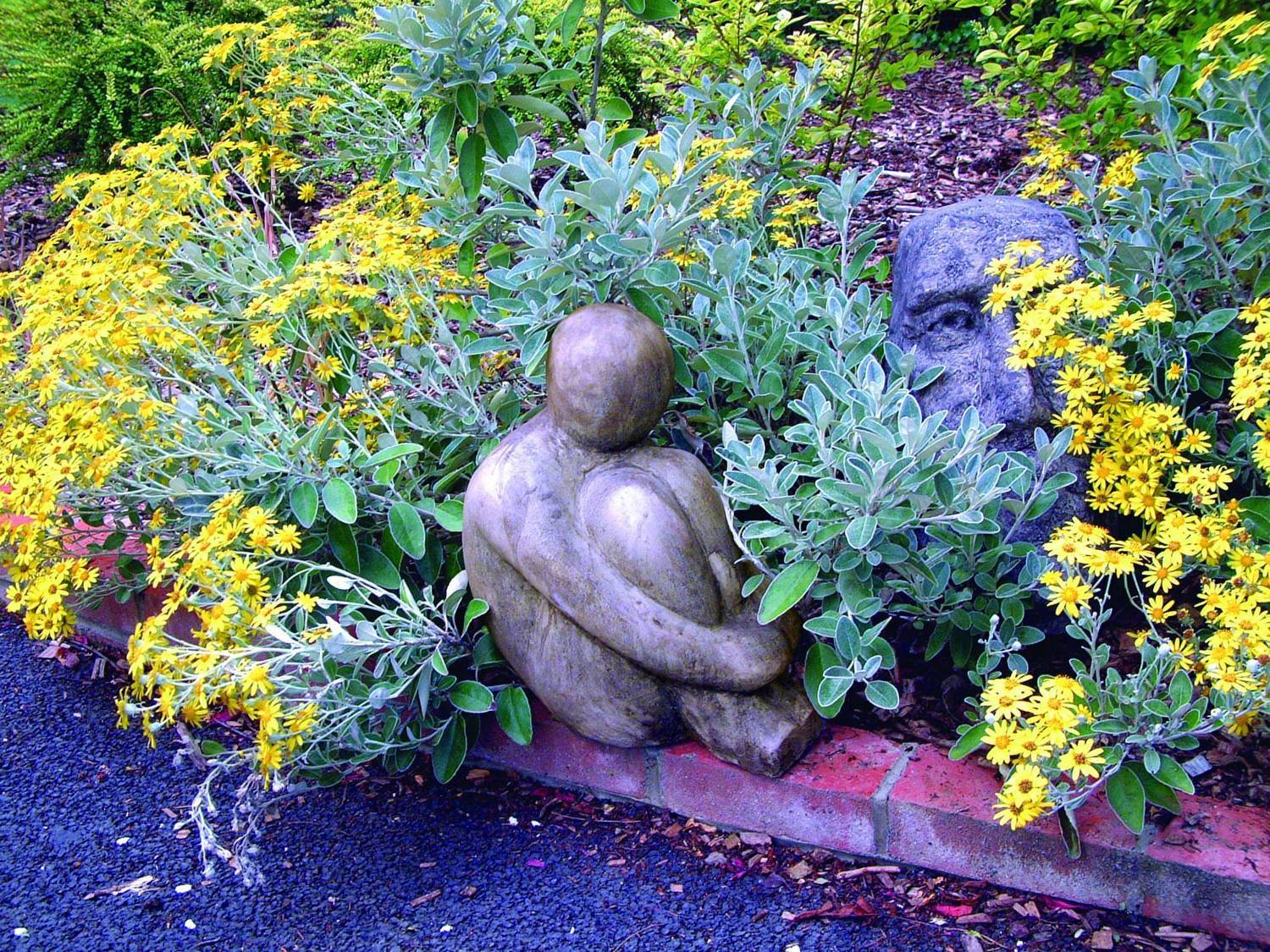 Lovers Modern Garden Art Statue Garden Ornamnents