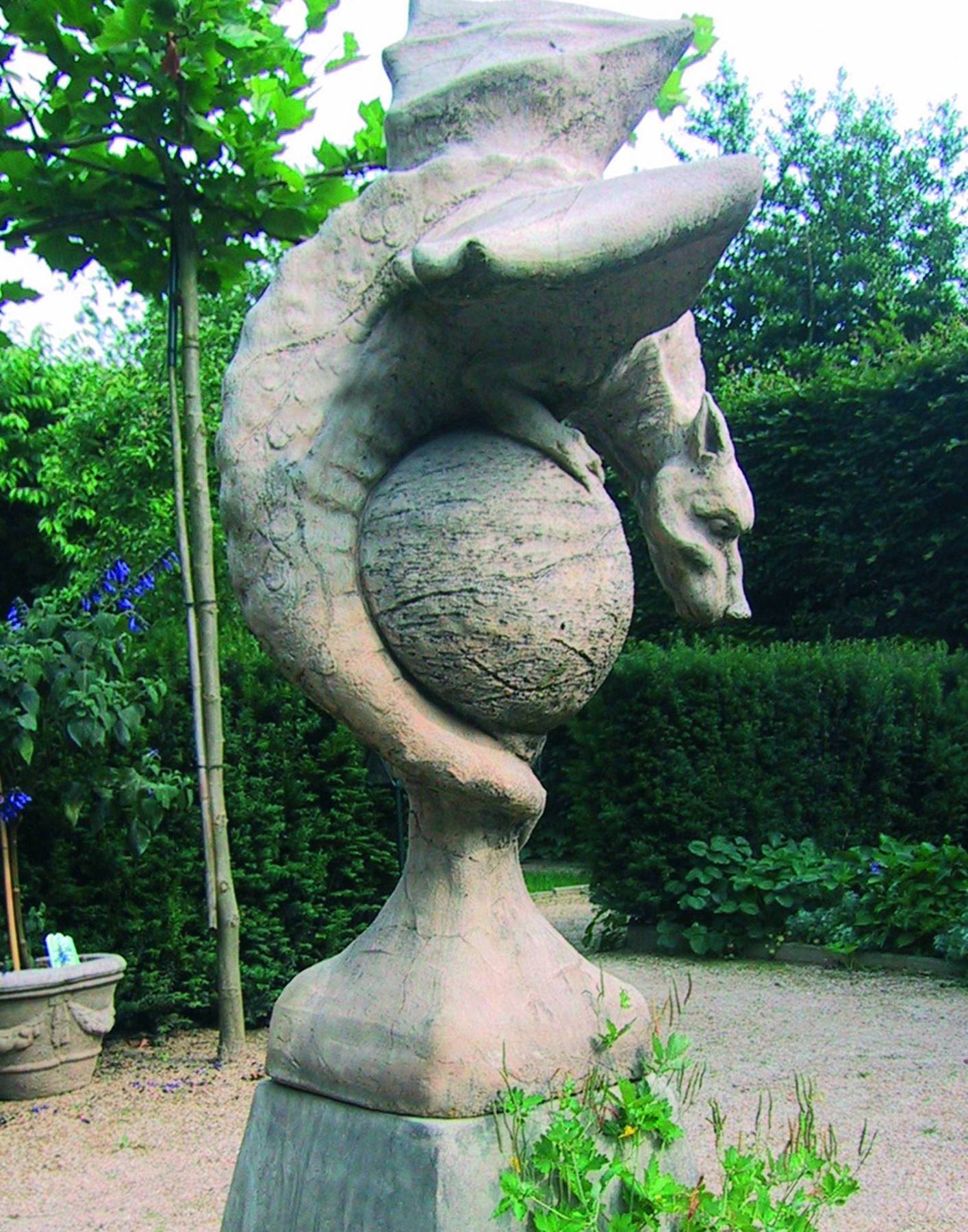Wyvern Dragon Garden Statue