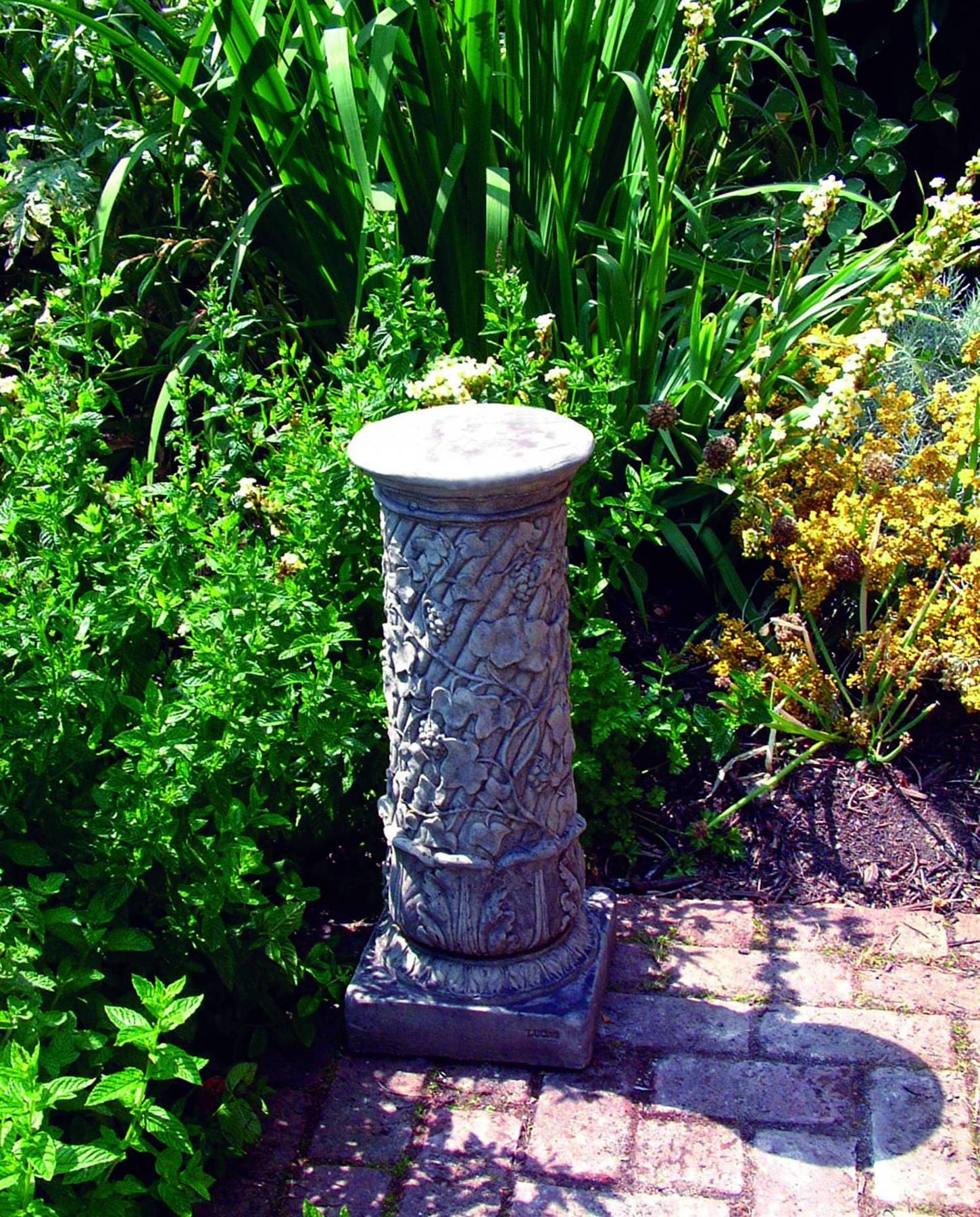 Vine Stone Garden Pedestal