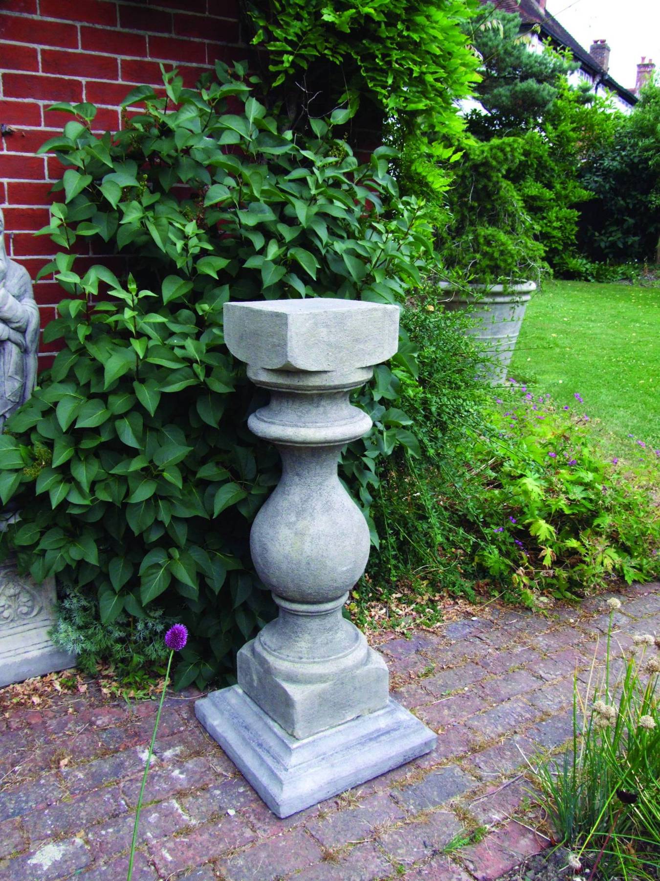 Stone Garden Plinths and Pedestals Garden Ornaments