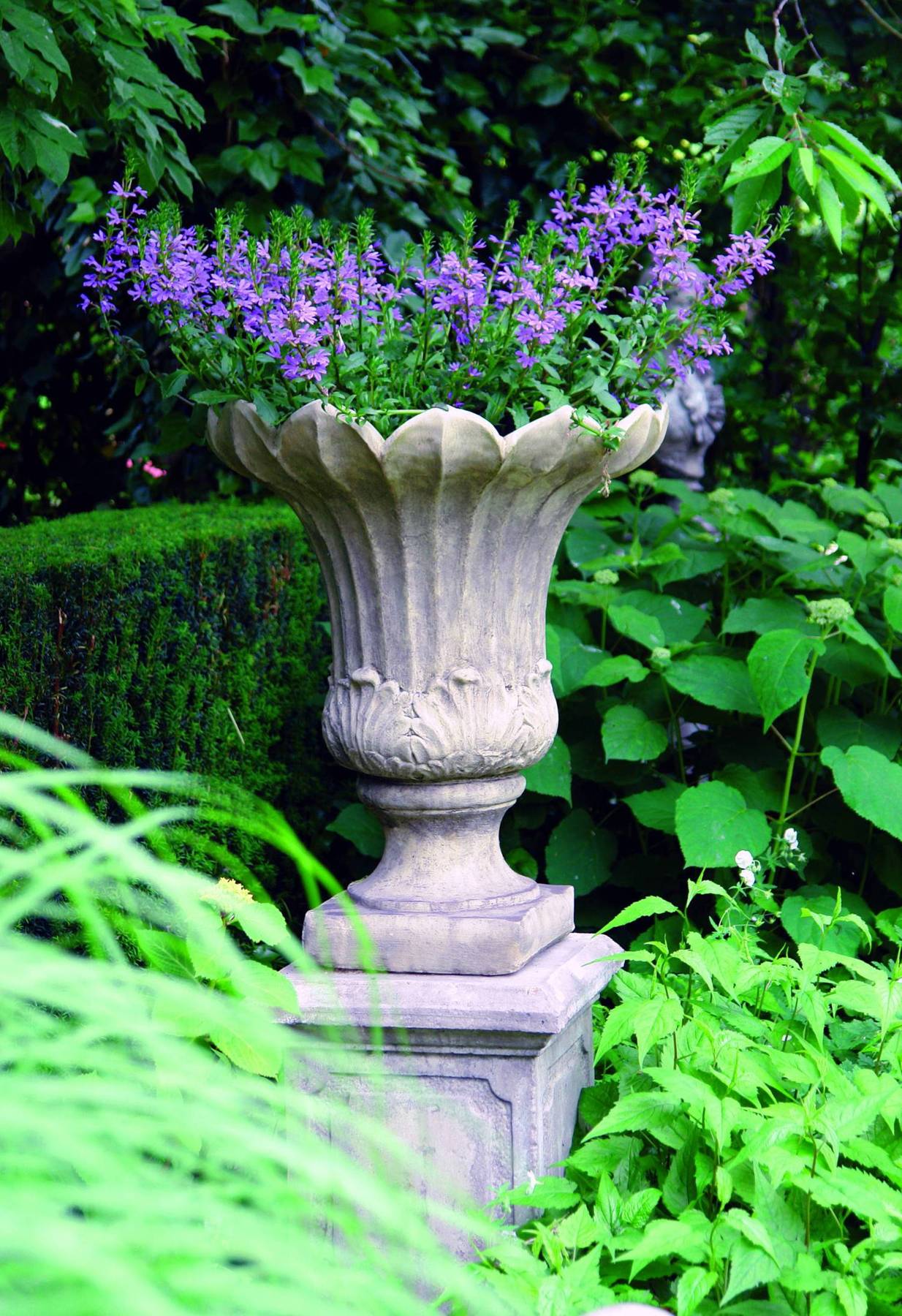 Garden Urns and Vases Garden Ornaments