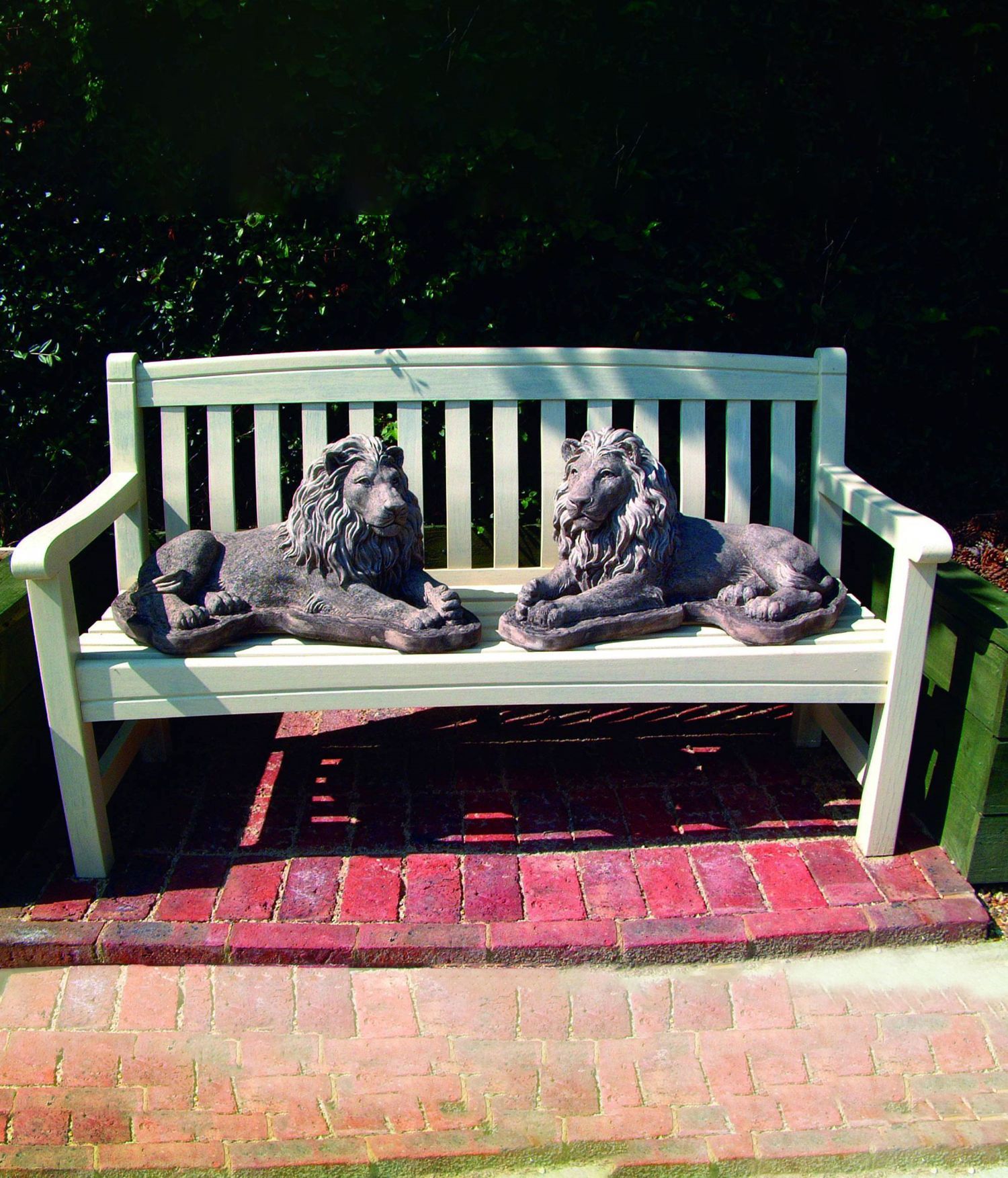 Chatsworth Lion Statues (Pair)
