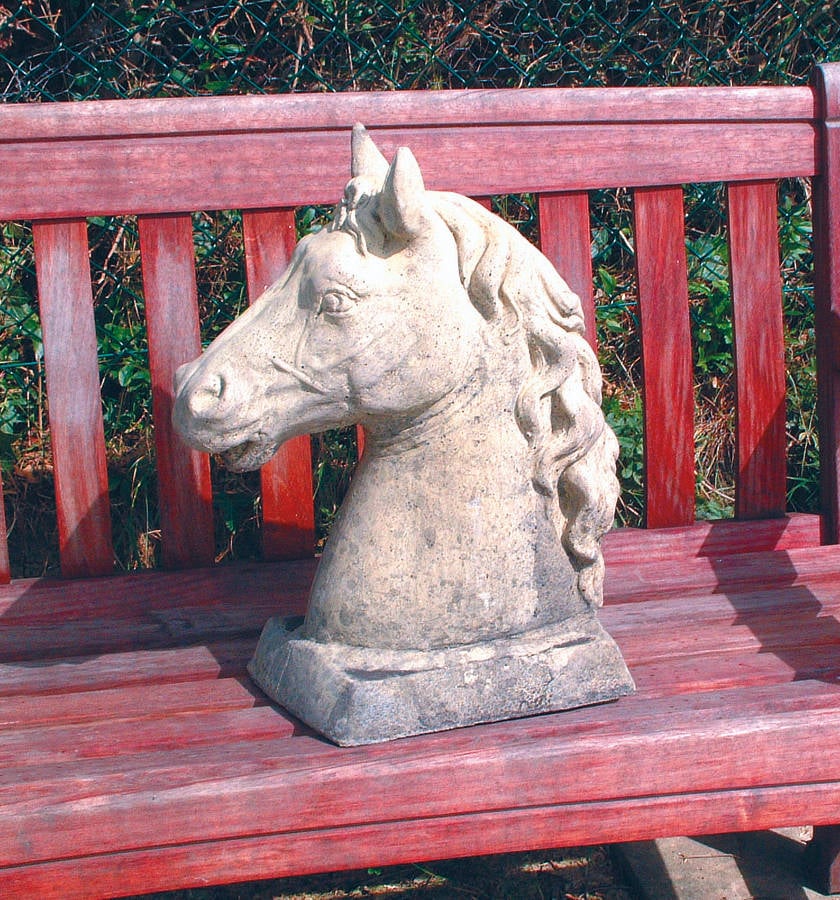 Horses Head Stone Statue
