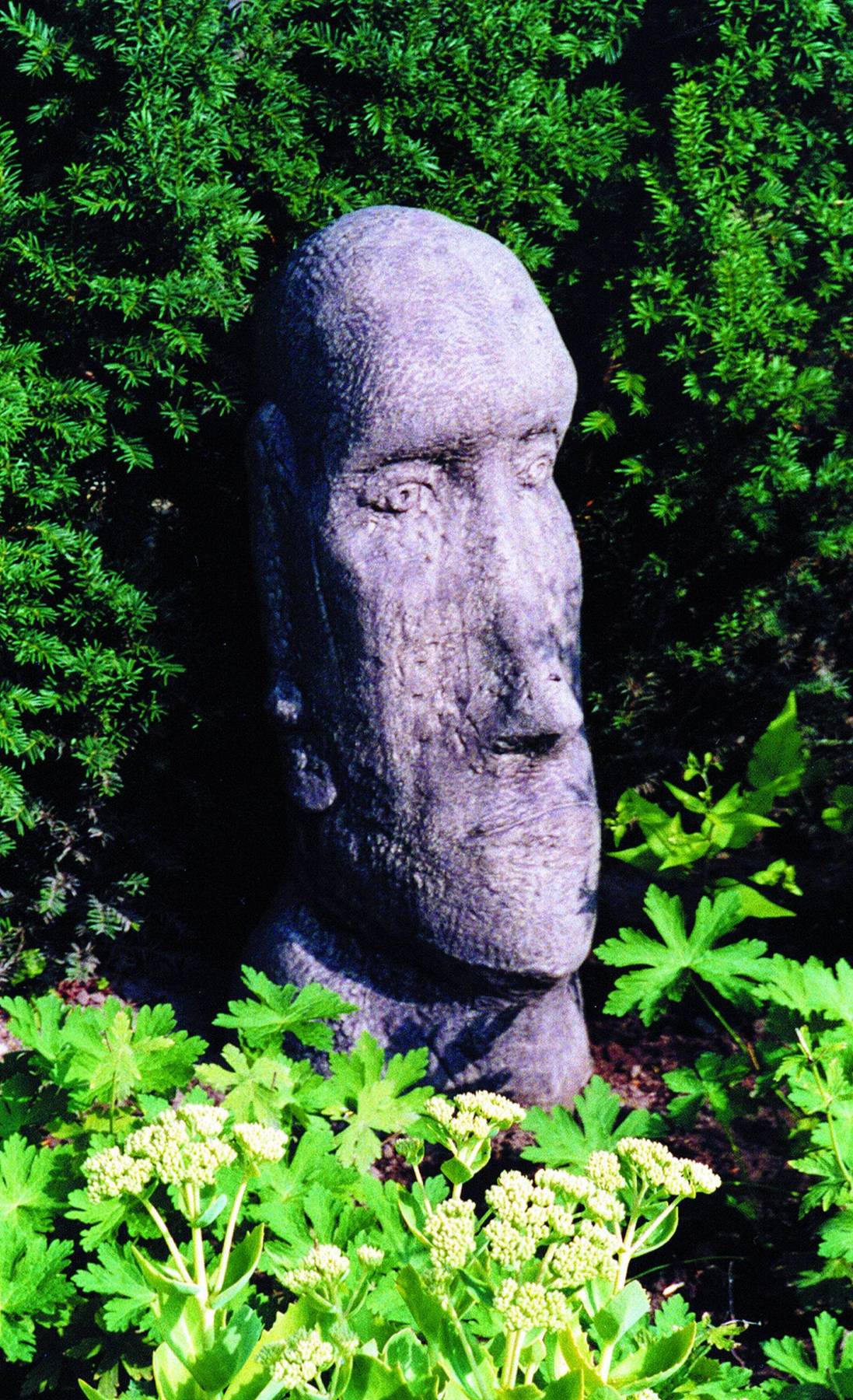Easter Island Stone Heads Garden Ornaments