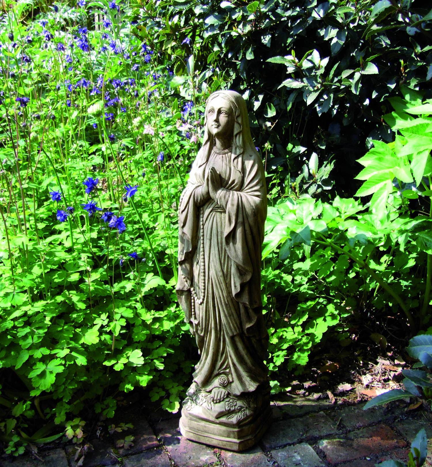 Novice Nun Garden Statue